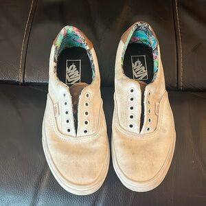 Vans white tennis shoe with tropical pattern inside